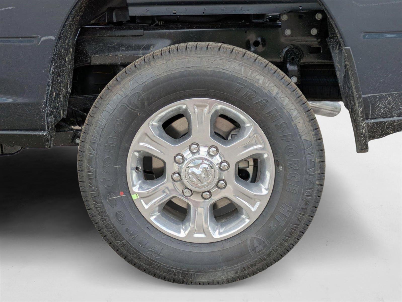 2025 RAM 2500 Big Horn - Photo 10
