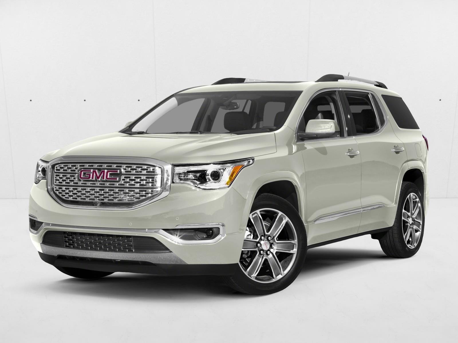 2017 GMC Acadia Denali's photo