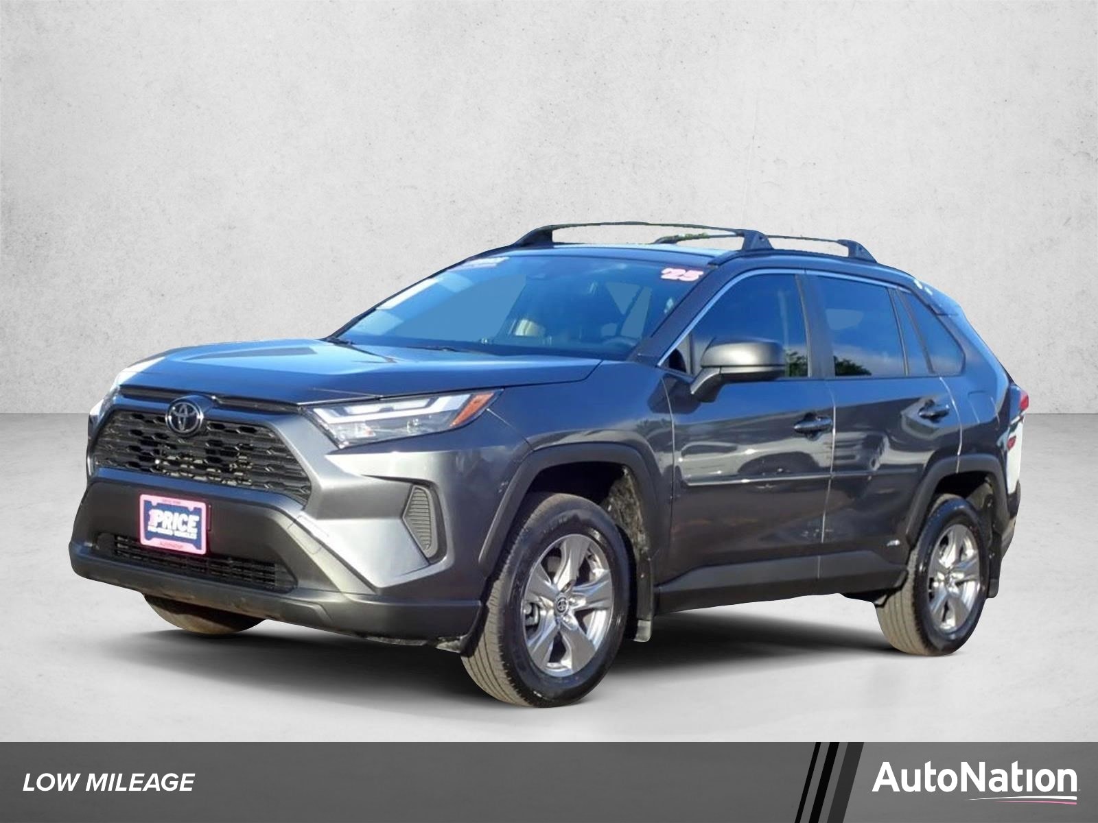 2025 Toyota RAV4 Hybrid LE AWD's photo