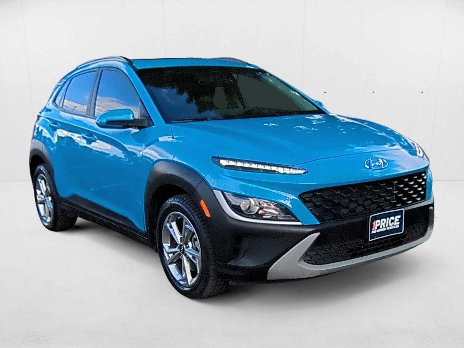 2022 Hyundai Kona SEL photo 3