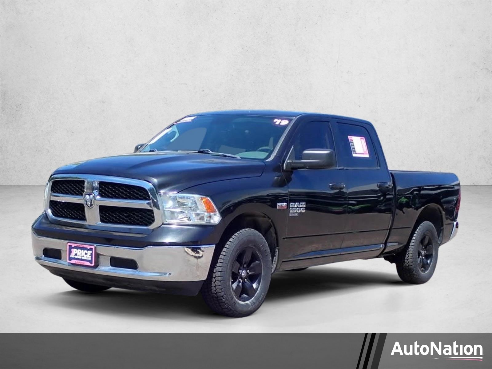 2019 RAM 1500 Classic SLT 4x4 Crew Cab 6'4's photo