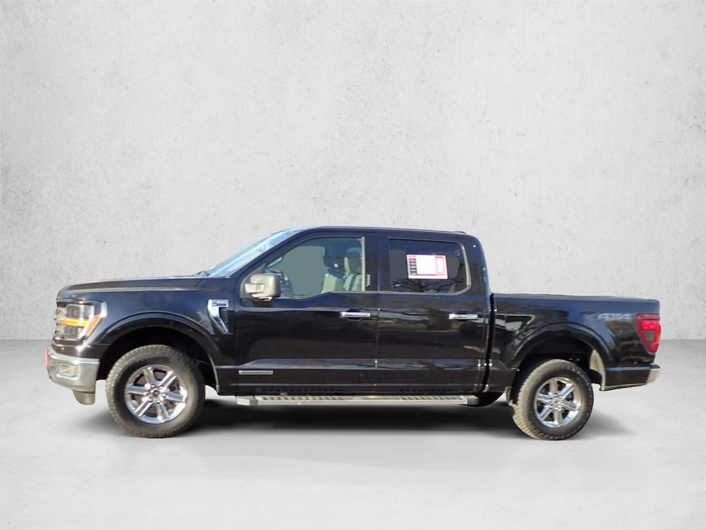 Used 2024 Ford F-150 XLT Crew Cab Pickup