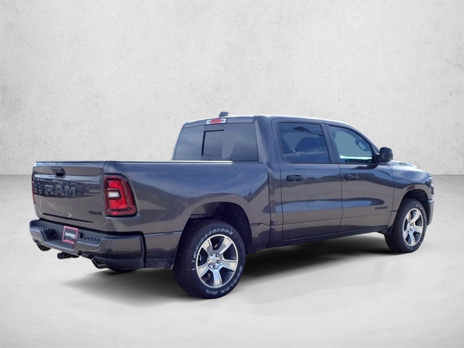 New 2026 Ram 1500 Express Truck Crew Cab