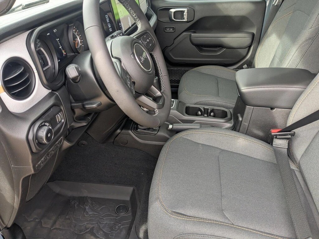 New 2026 Jeep Wrangler Sport S SUV