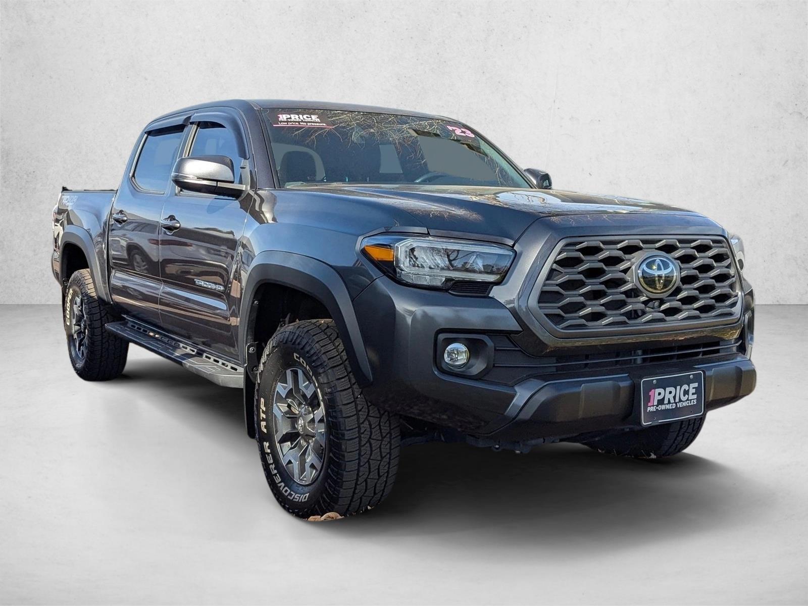 2023 Toyota Tacoma TRD photo 3