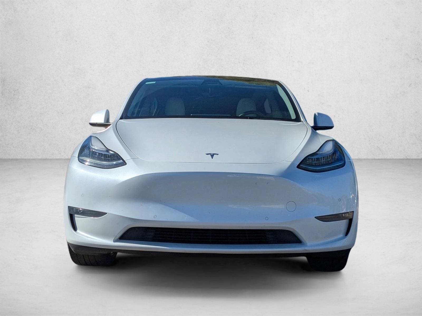 Used 2021 Tesla Model Y Long Range with VIN 5YJYGAEE0MF283645 for sale in Northfield, Minnesota