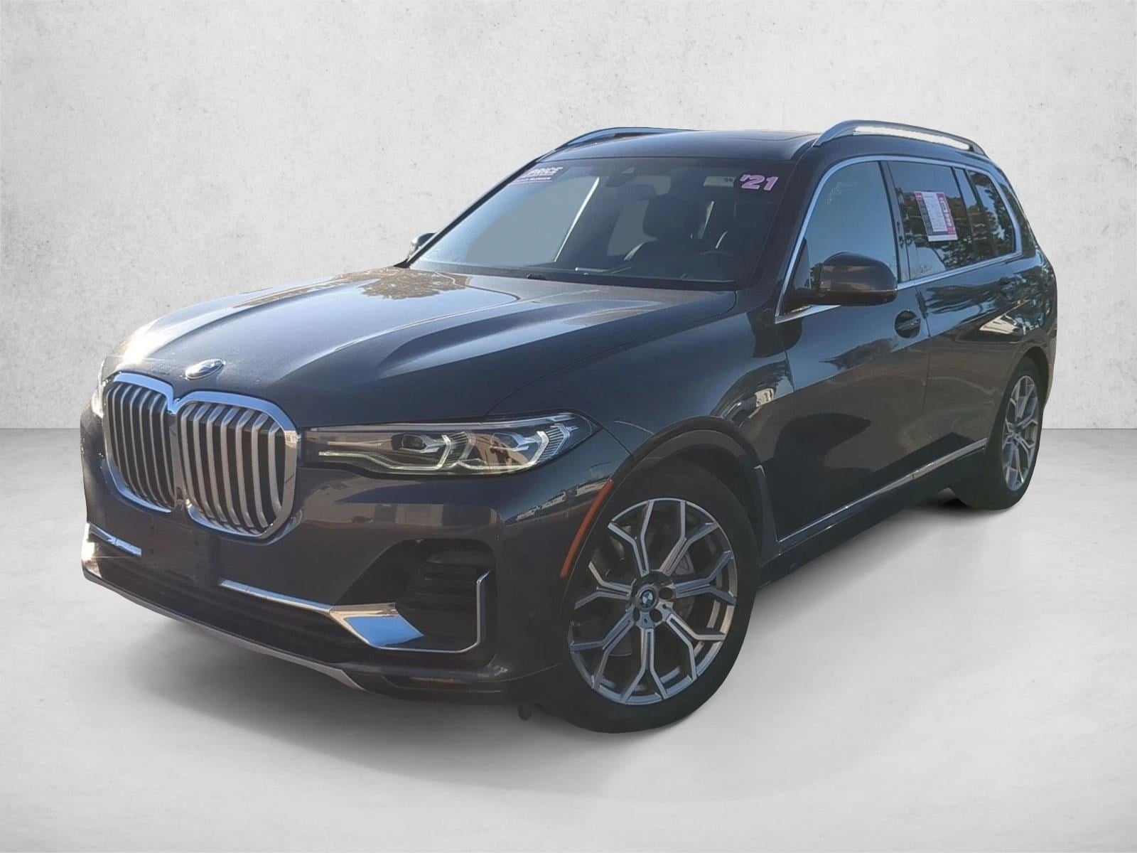 2021 BMW X7 40i's photo