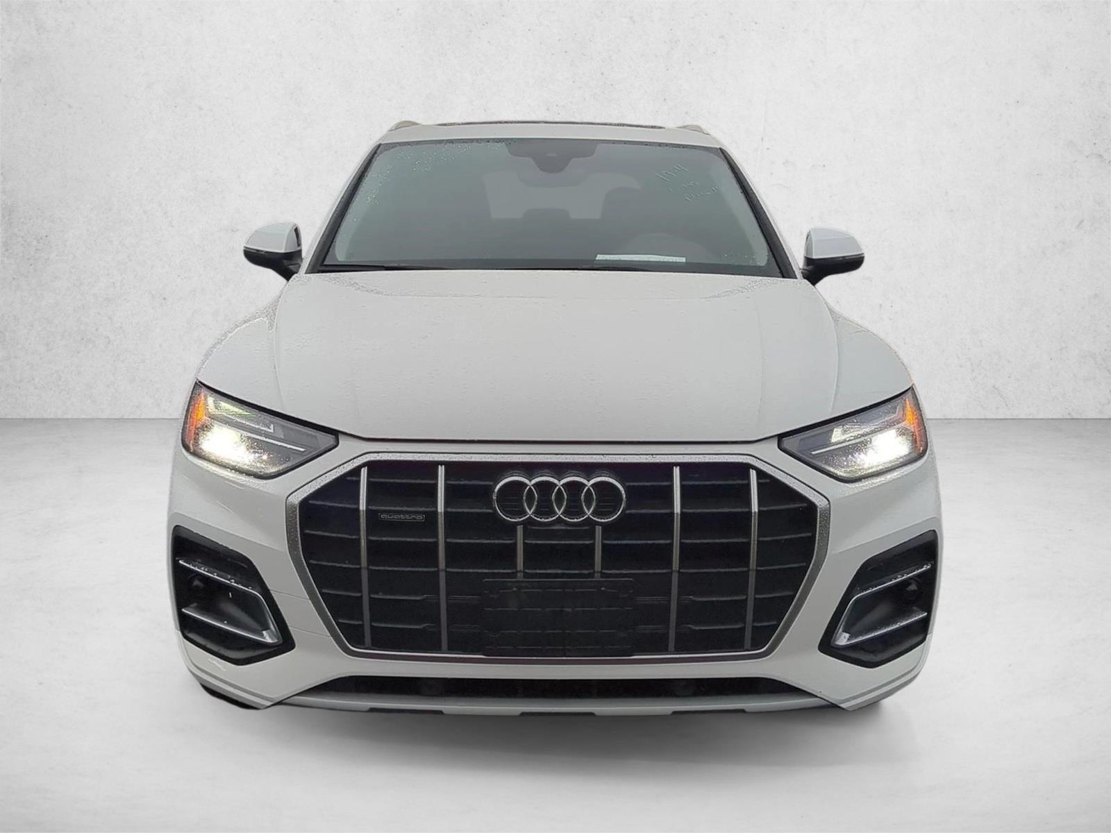 2023 Audi Q5 Premium Plus photo 2