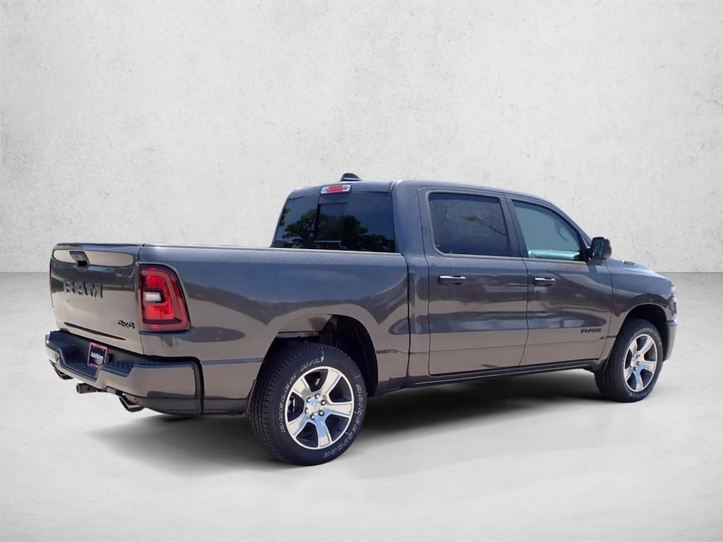 New 2026 Ram 1500 Express Truck Crew Cab