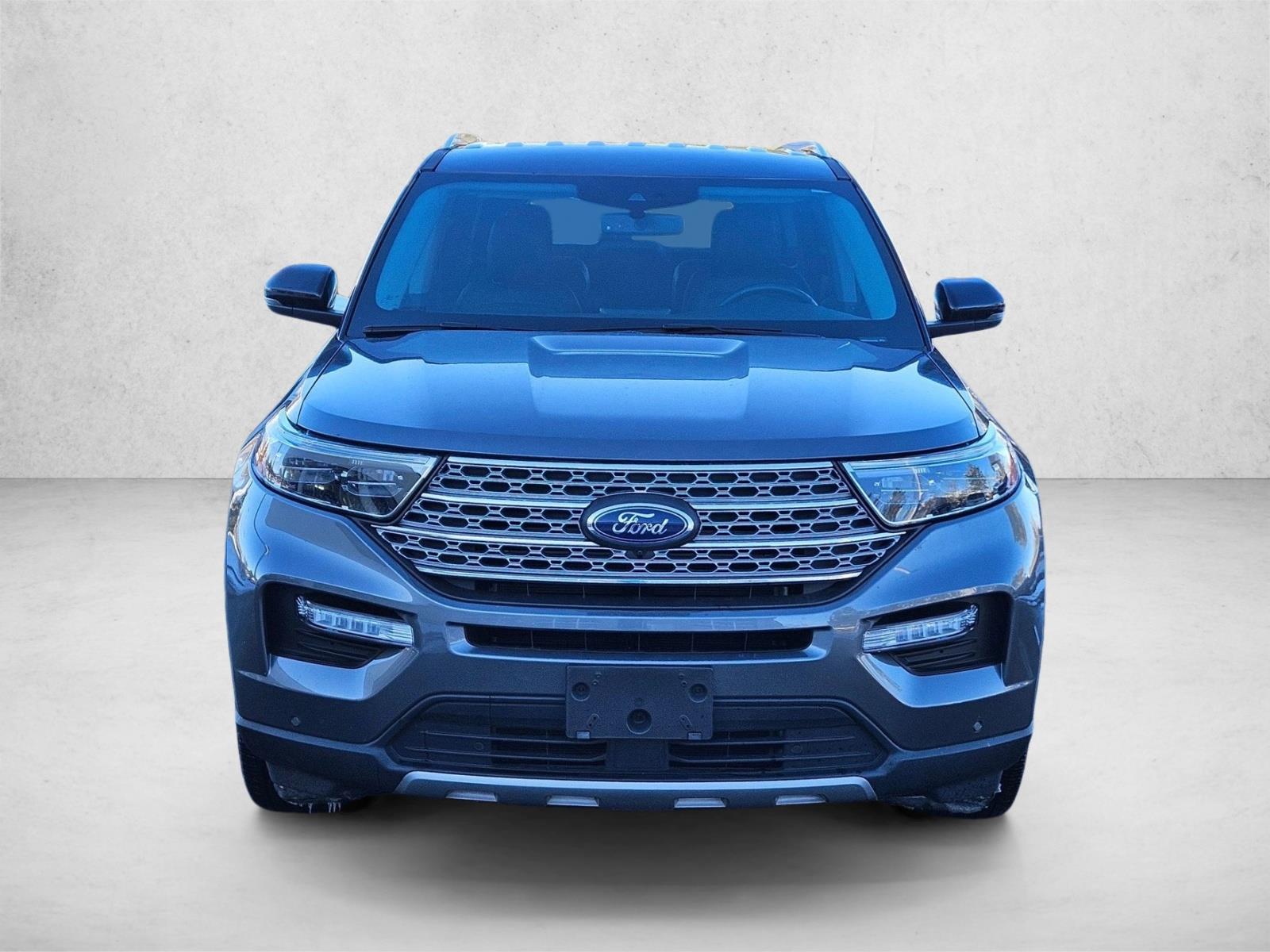 2023 Ford Explorer Limited photo 2