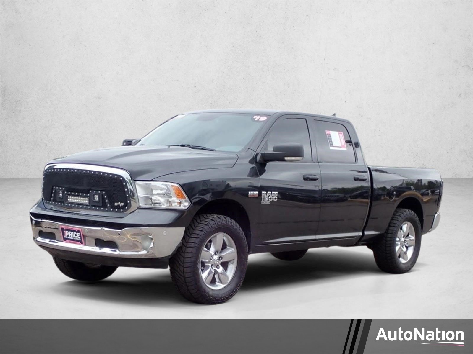 2019 RAM 1500 Classic Big Horn 4x4 Crew Cab 6'4's photo