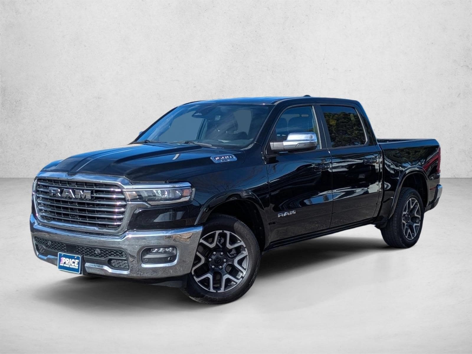 2025 RAM Ram 1500 Pickup Laramie's photo