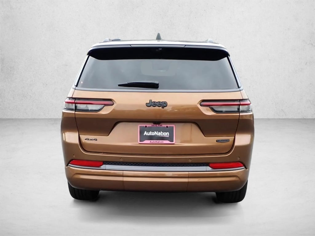 New 2027 Jeep Grand Cherokee L 3 Row Summit SUV