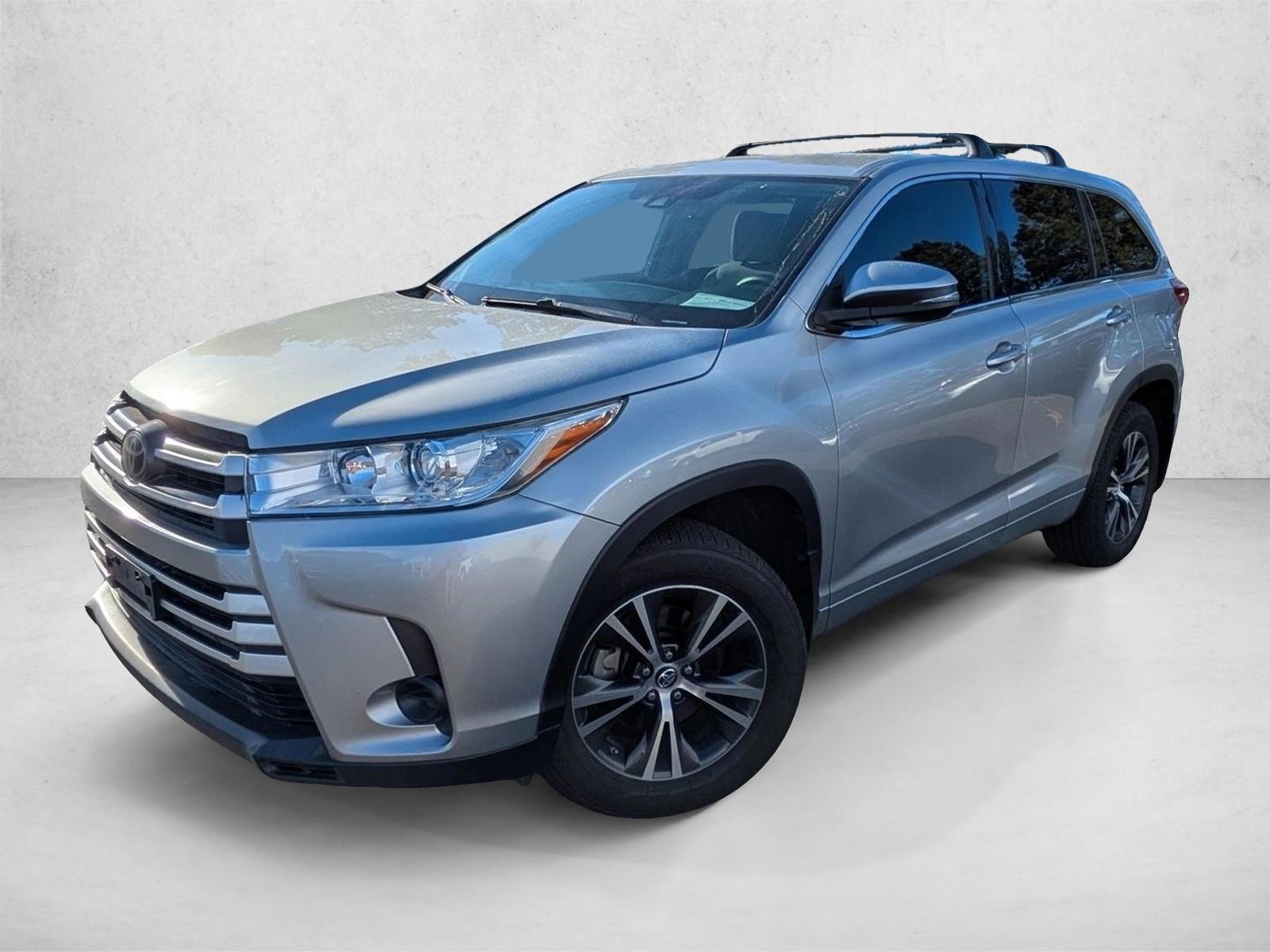 2018 Toyota Highlander LE