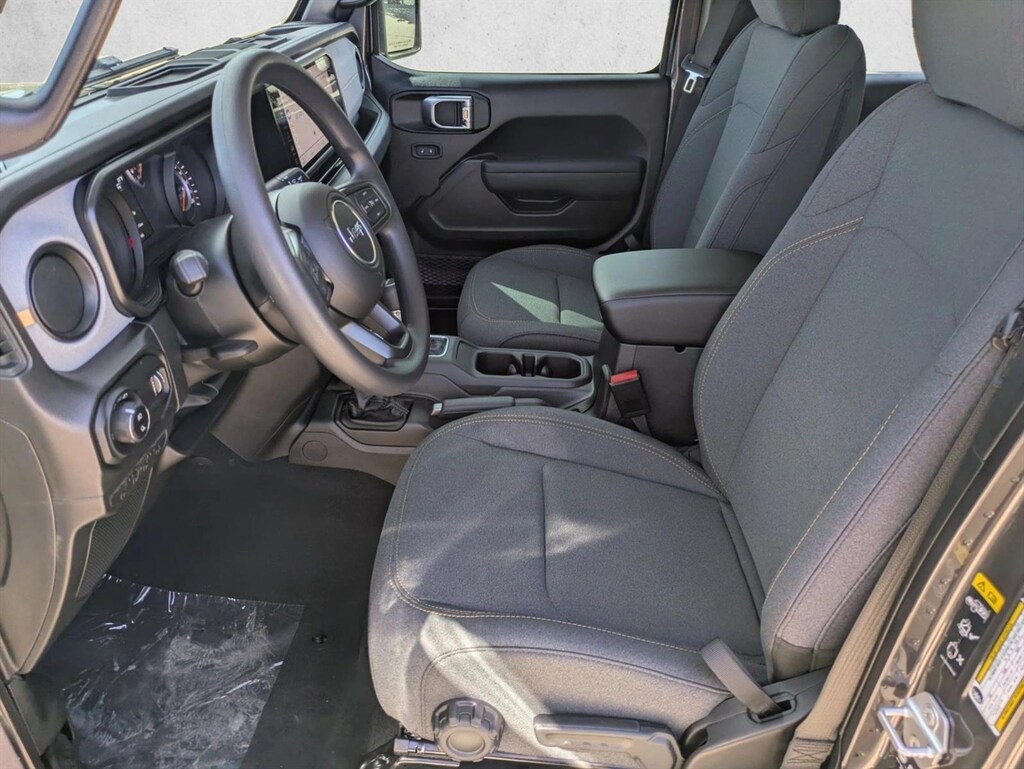 New 2026 Jeep Gladiator Sport Truck Crew Cab