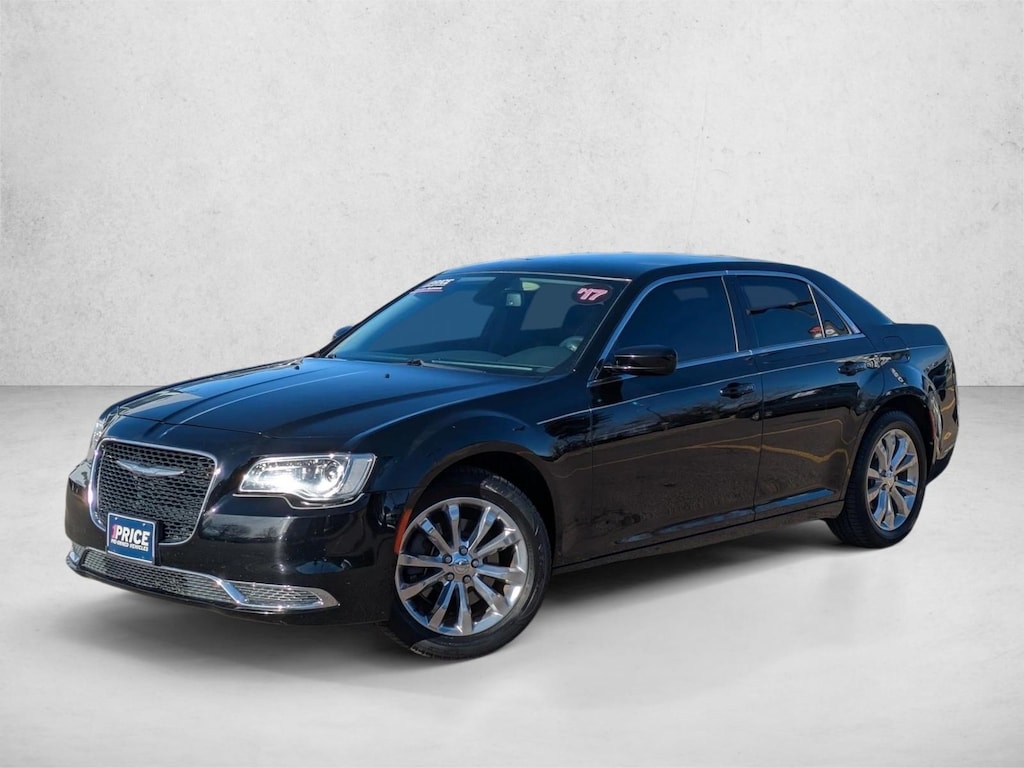 Used 2017 Chrysler 300 Limited 4dr Car