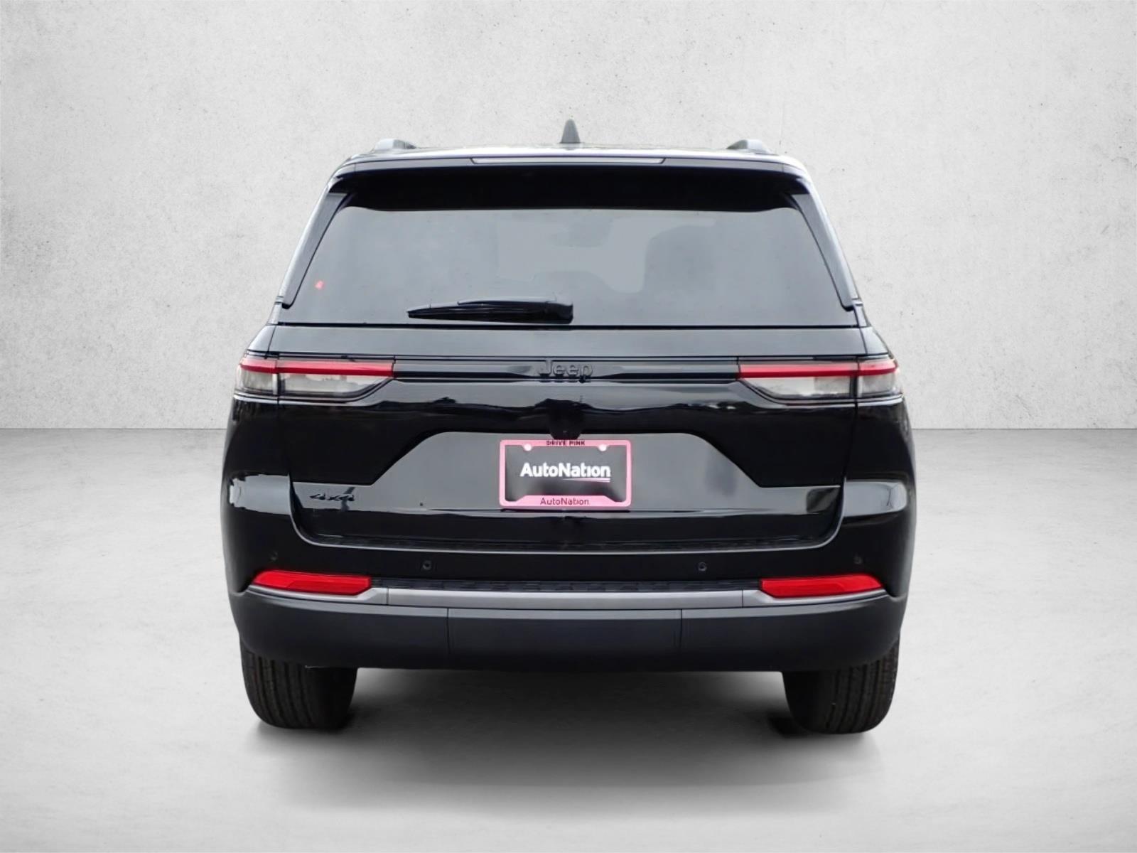 New 2027 Jeep Grand Cherokee 2 Row Laredo Altitude SUV