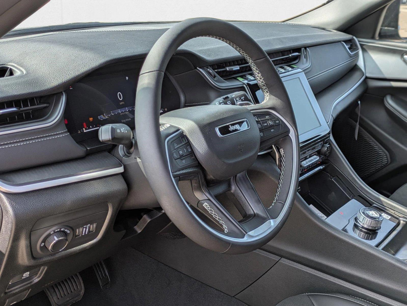 2025 Jeep Grand Cherokee Altitude X photo 3
