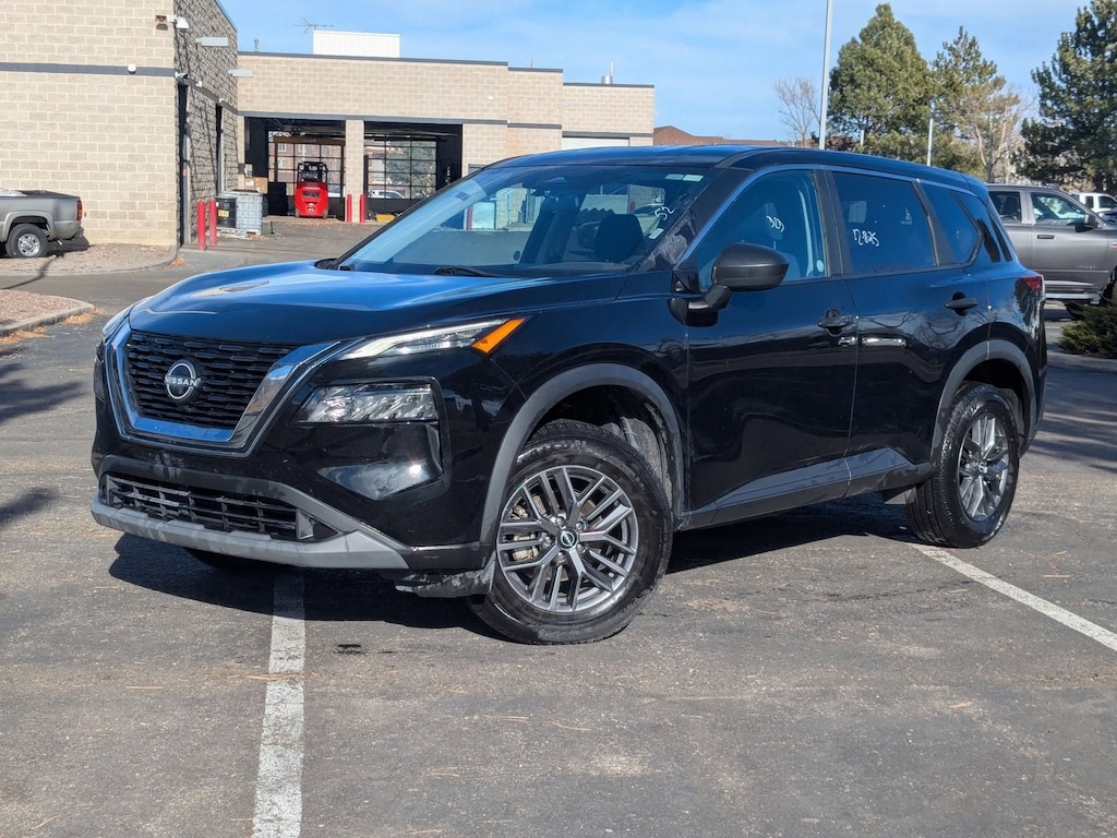 Used 2023 Nissan Rogue S Sport Utility