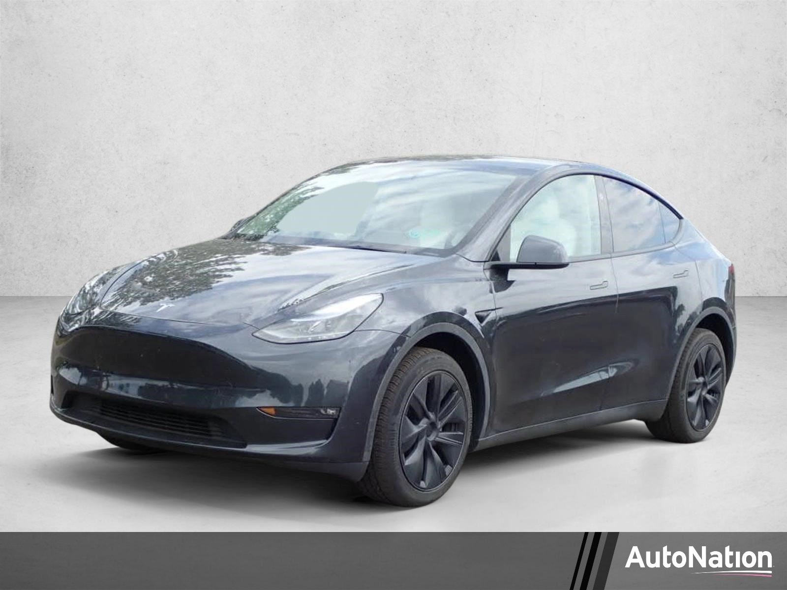 2025 Tesla Model Y Long Range Dual Motor All-Wheel Drive's photo