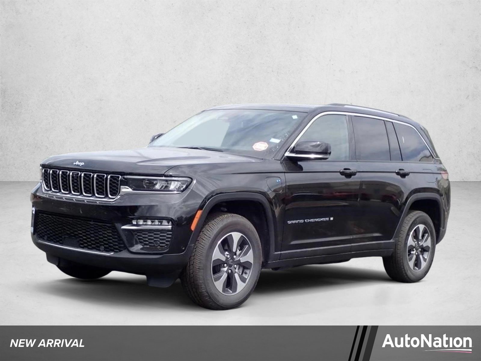 2022 Jeep Grand Cherokee 4xe 4x4's photo