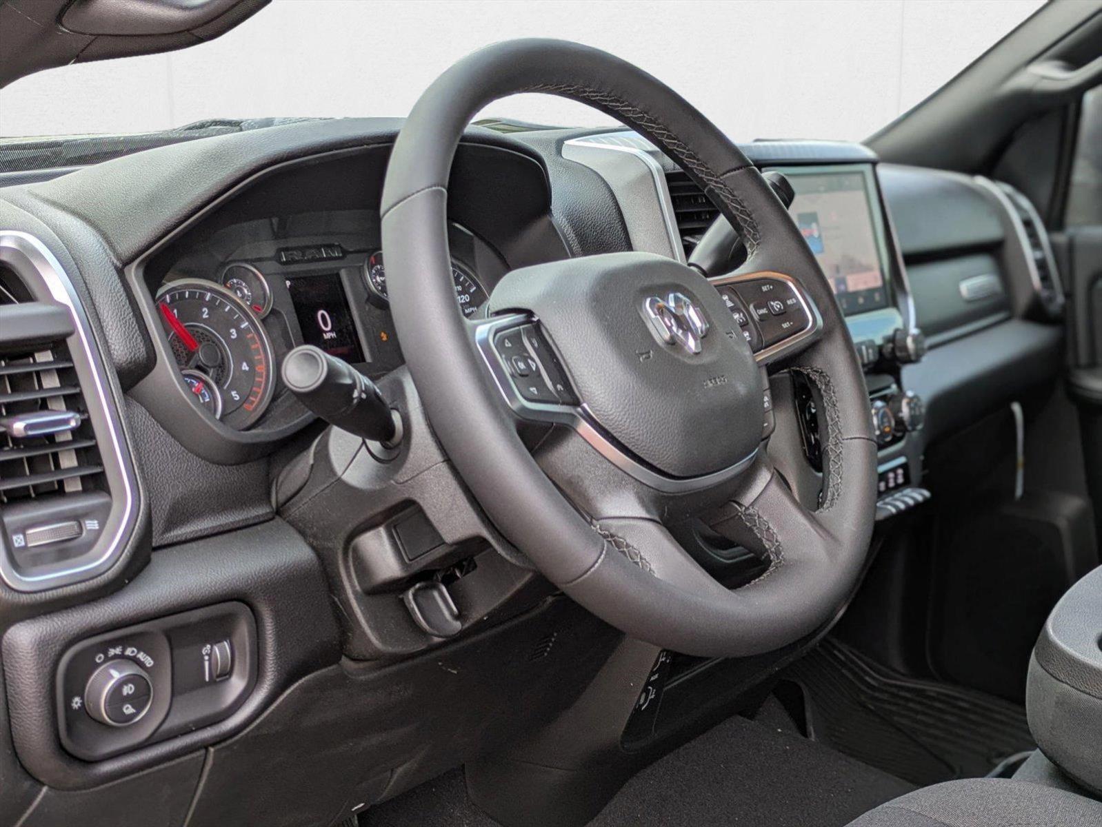 2025 Ram 2500 Big Horn photo 3