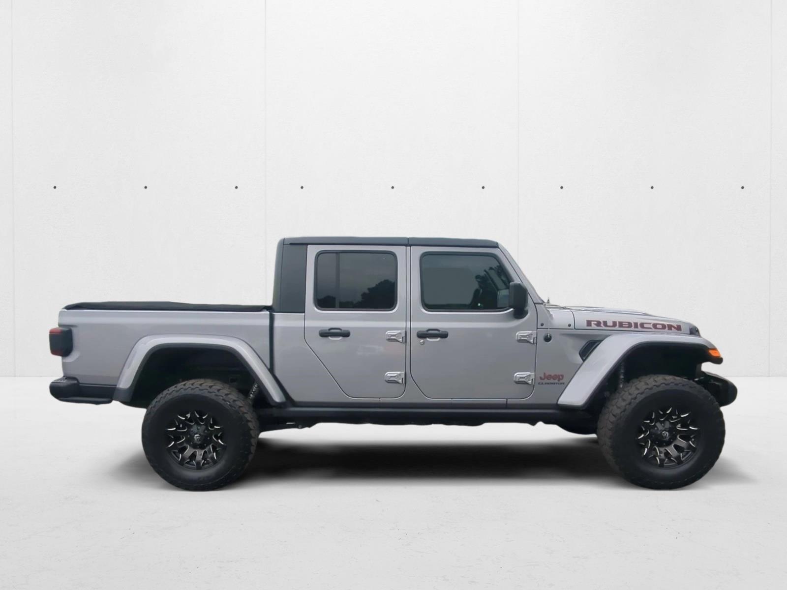 2020 Jeep Gladiator Rubicon photo 3