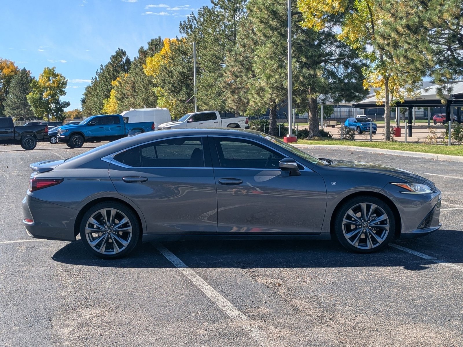 2020 Lexus ES 350 F SPORT photo 4
