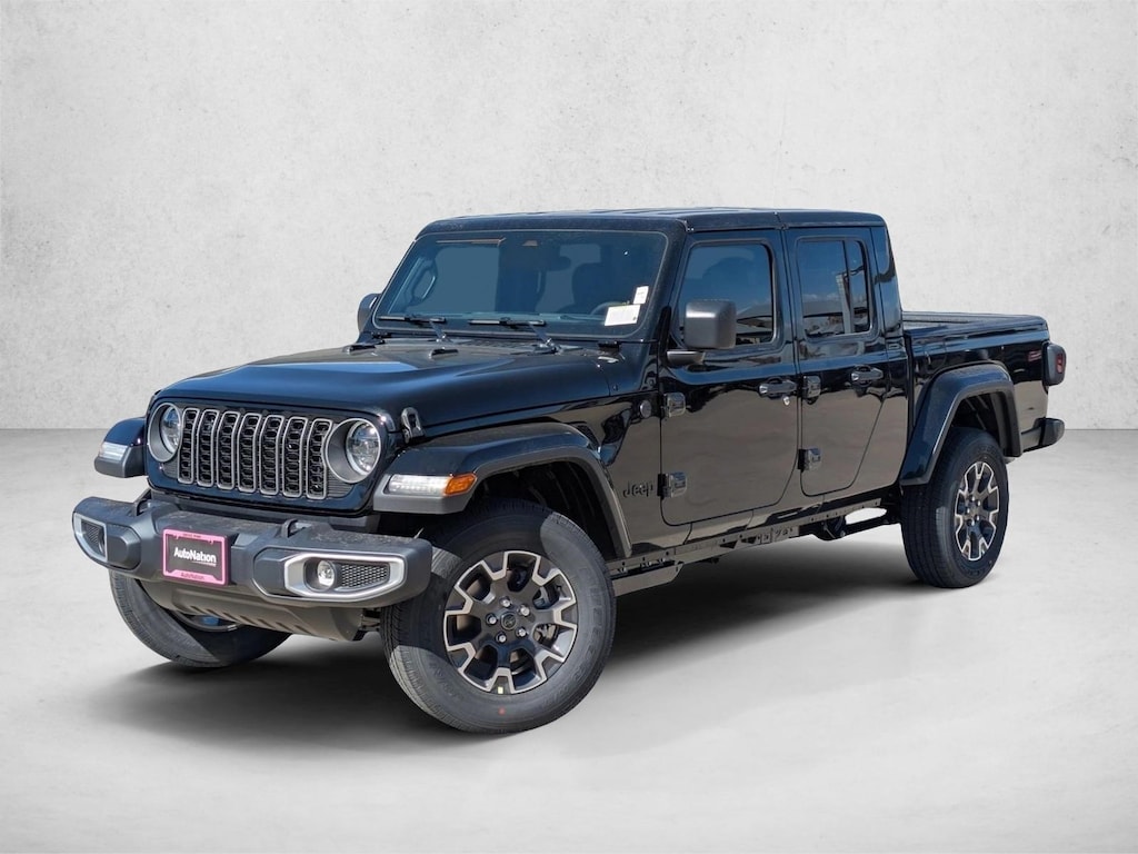 New 2026 Jeep Gladiator Sahara Truck Crew Cab