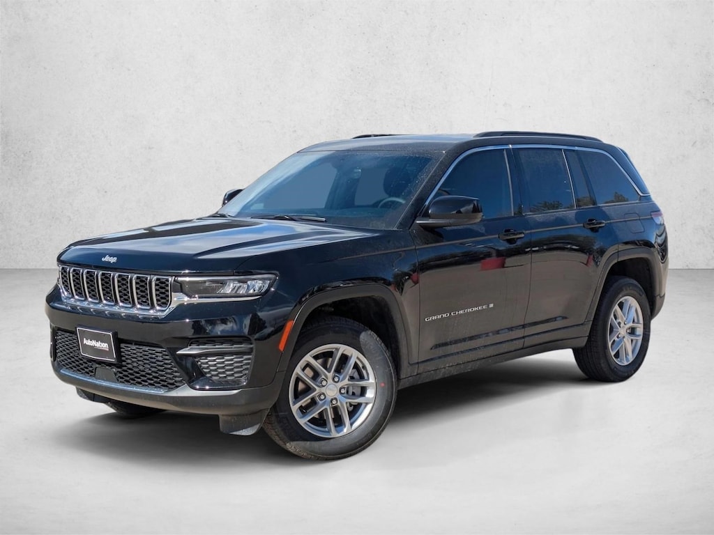 New 2026 Jeep Grand Cherokee Laredo X SUV