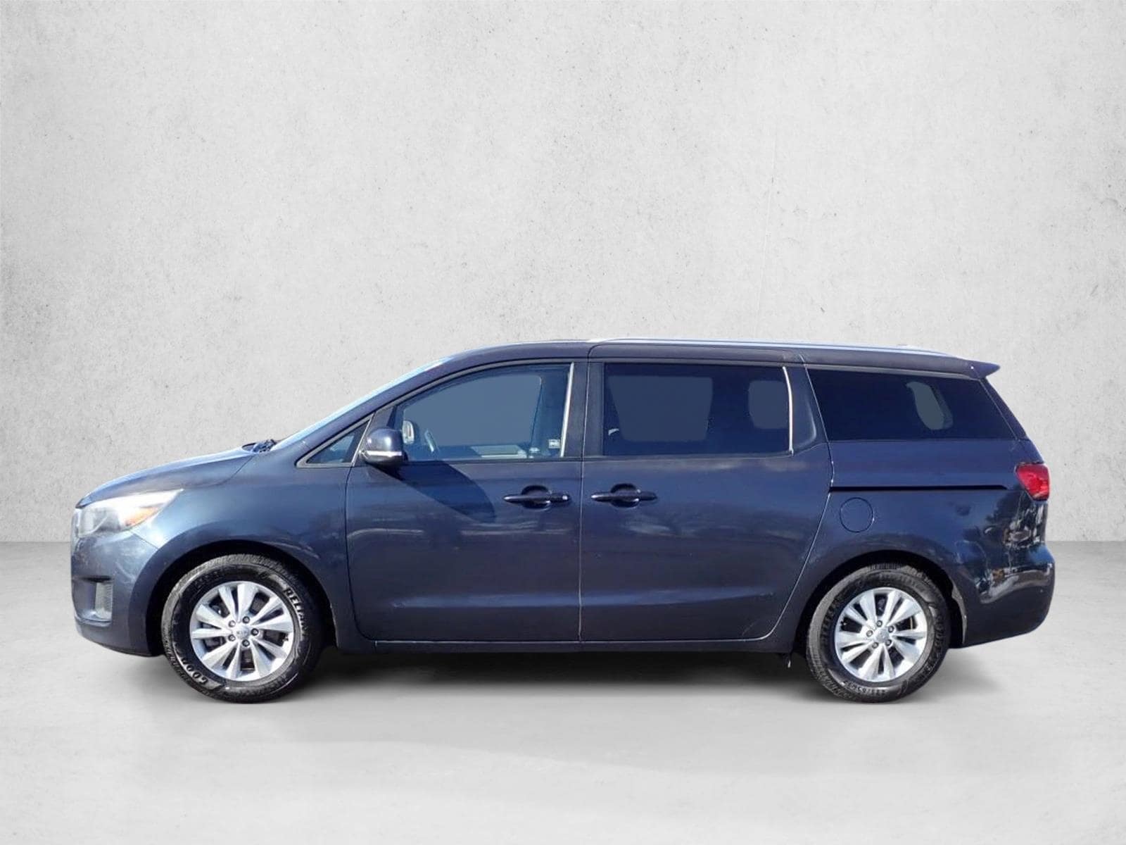 Used 2015 Kia Sedona LX with VIN KNDMB5C17F6064331 for sale in Littleton, CO
