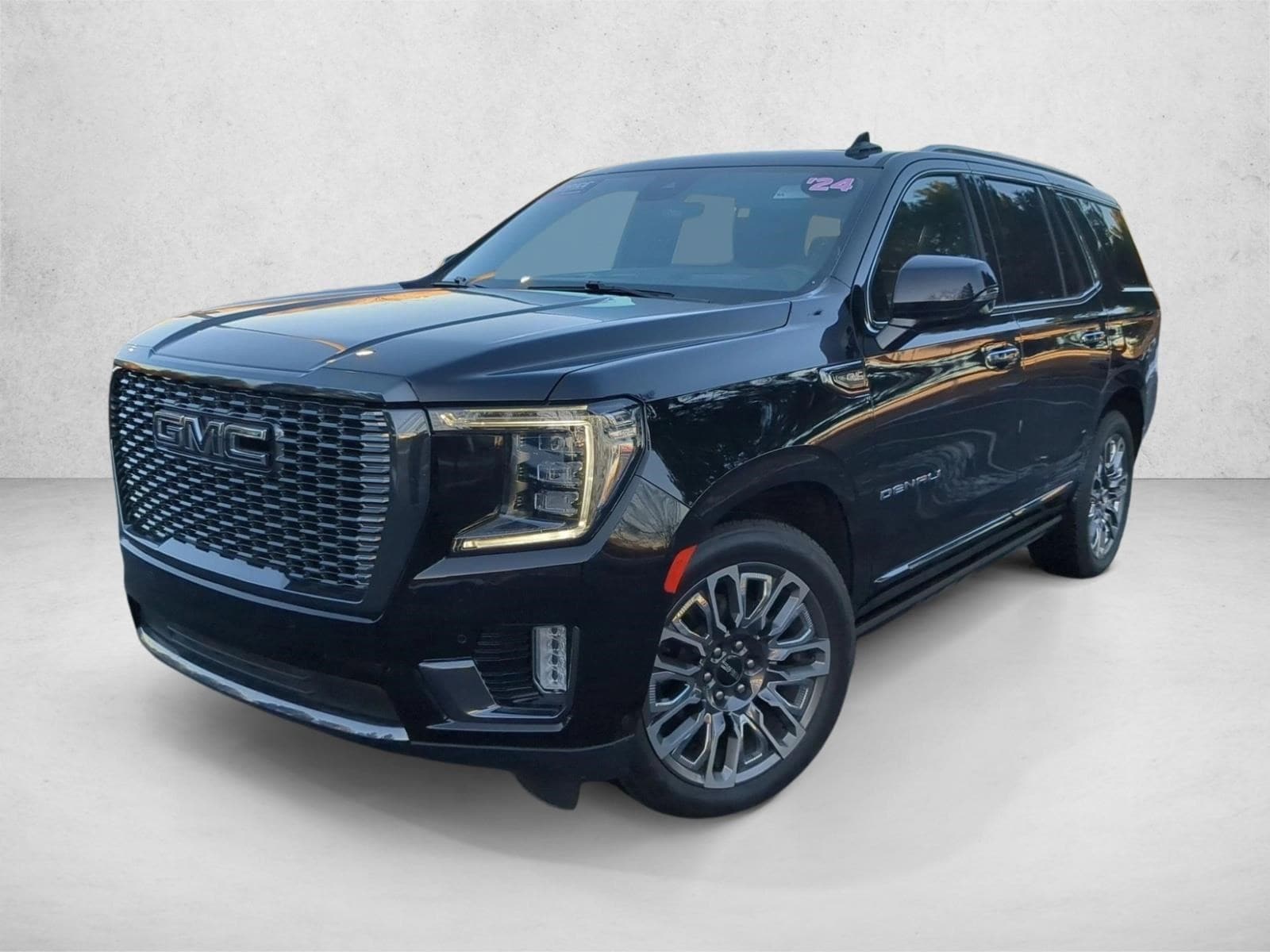 2024 GMC Yukon Denali Ultimate's photo