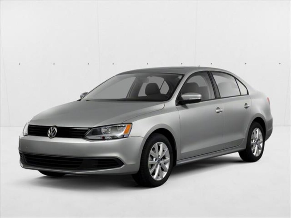 Used 2013 Volkswagen Jetta Sedan SE 4dr Car
