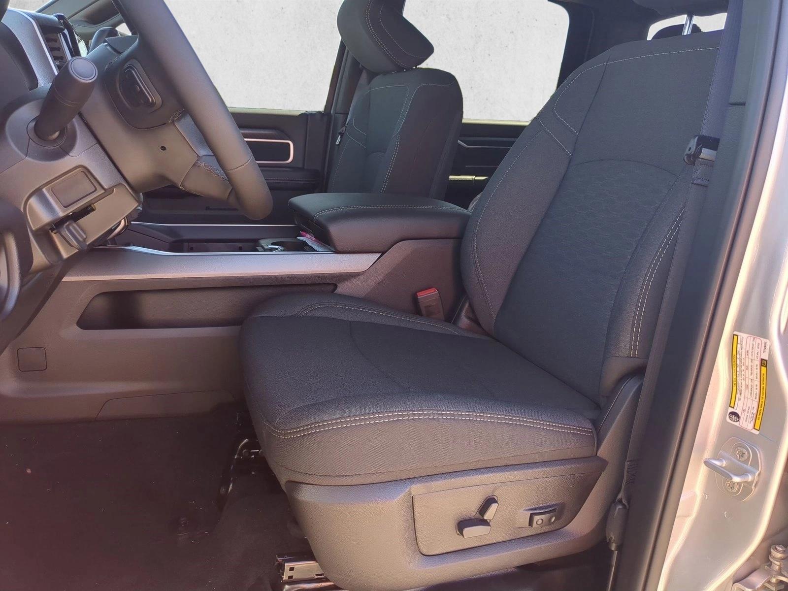 2026 Ram 2500 Big Horn photo 4