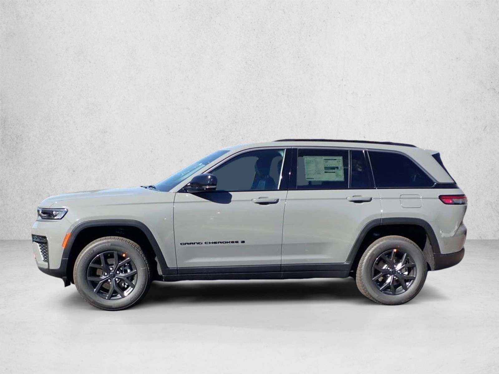 New 2027 Jeep Grand Cherokee 2 Row Laredo Altitude SUV
