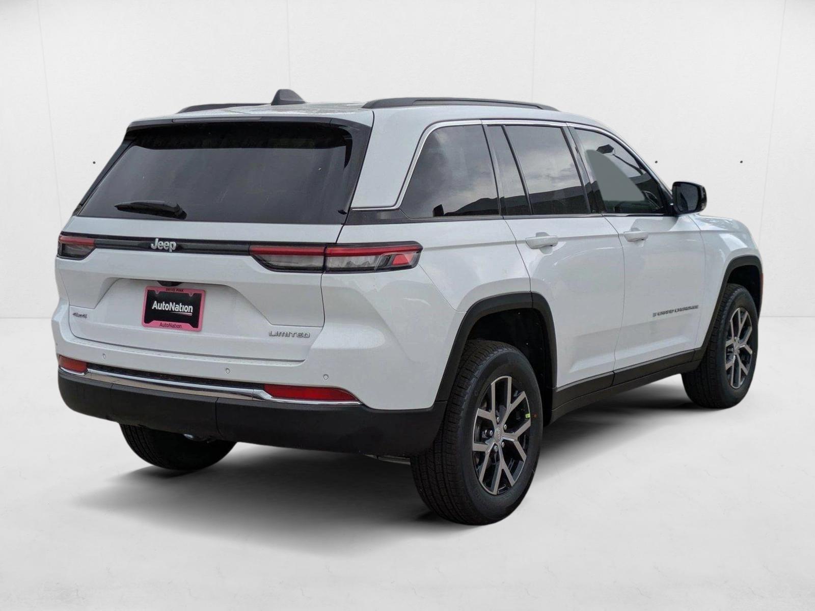 2025 Jeep Grand Cherokee Limited photo 2