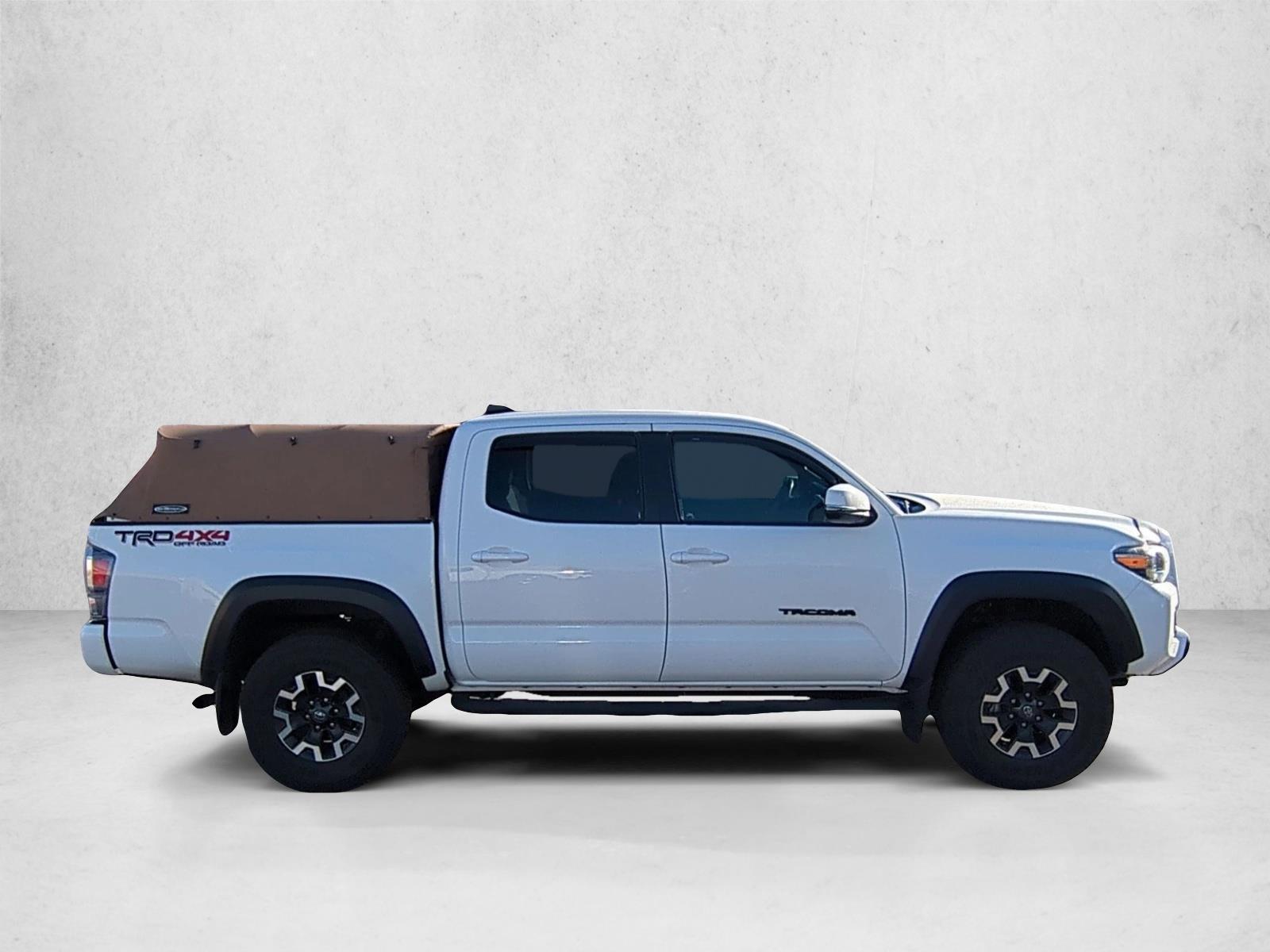2022 Toyota Tacoma TRD photo 4