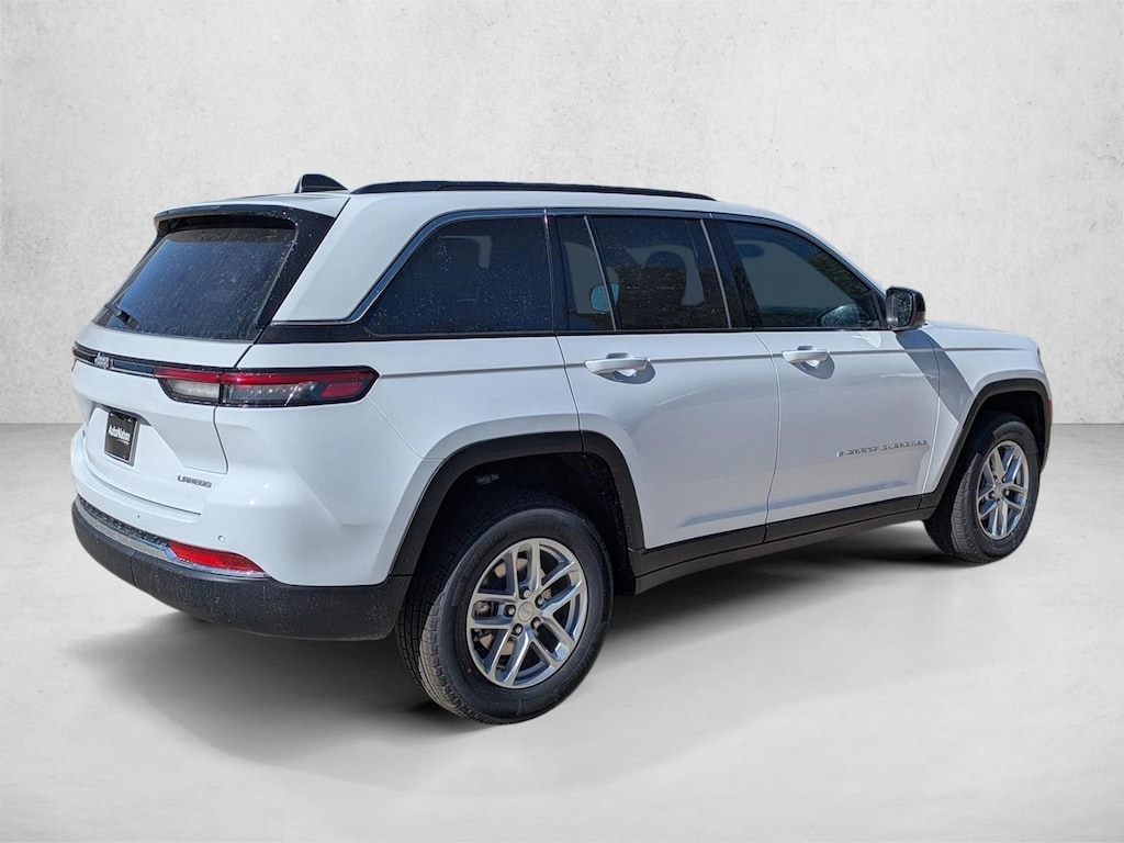 New 2026 Jeep Grand Cherokee Laredo X SUV