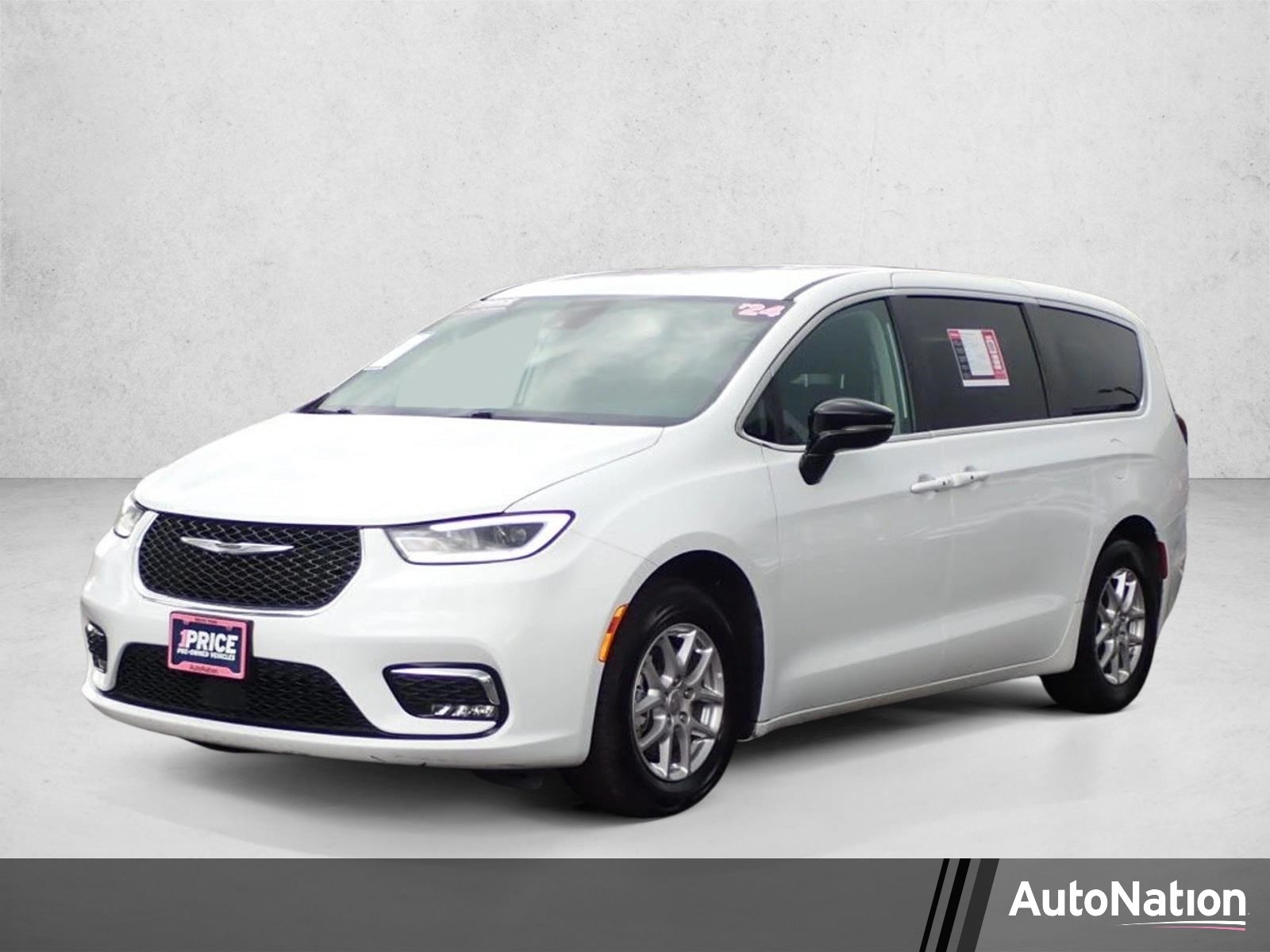 2024 Chrysler Pacifica