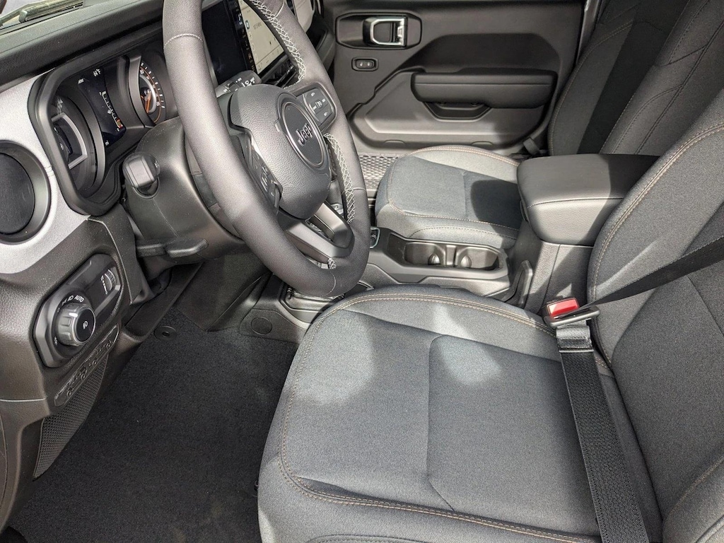 New 2026 Jeep Wrangler Sport S SUV