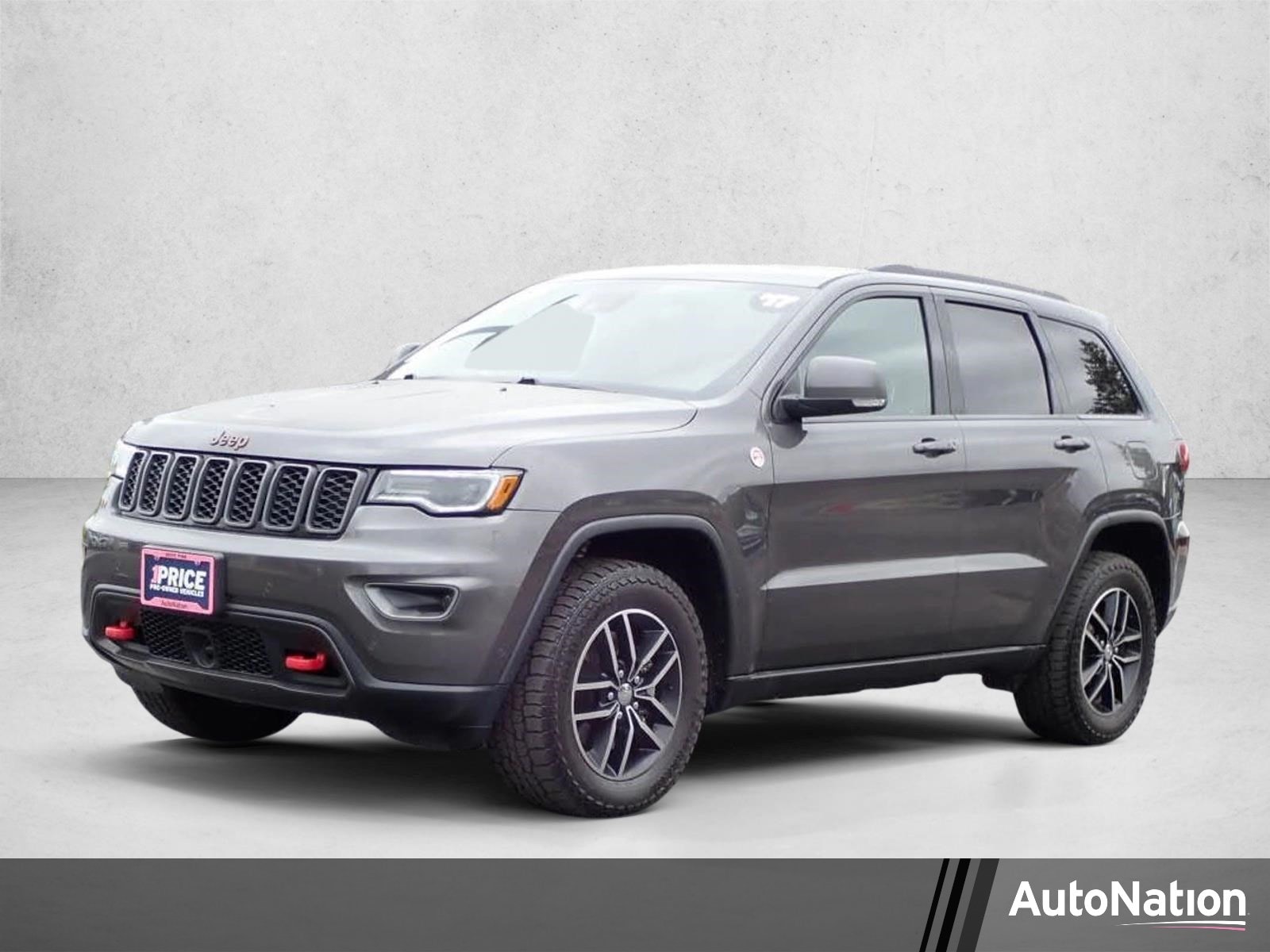 2017 Jeep Grand Cherokee Trailhawk 4WD's photo