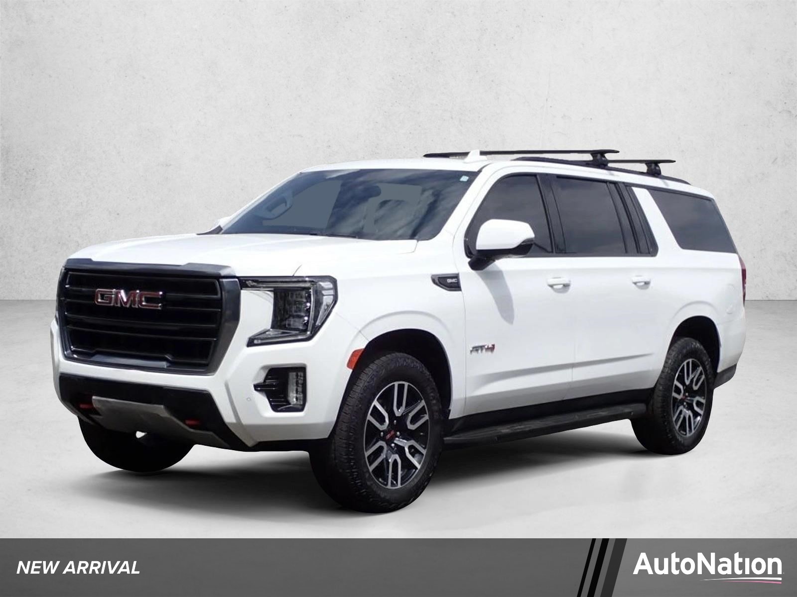 2024 GMC Yukon 4WD AT4's photo
