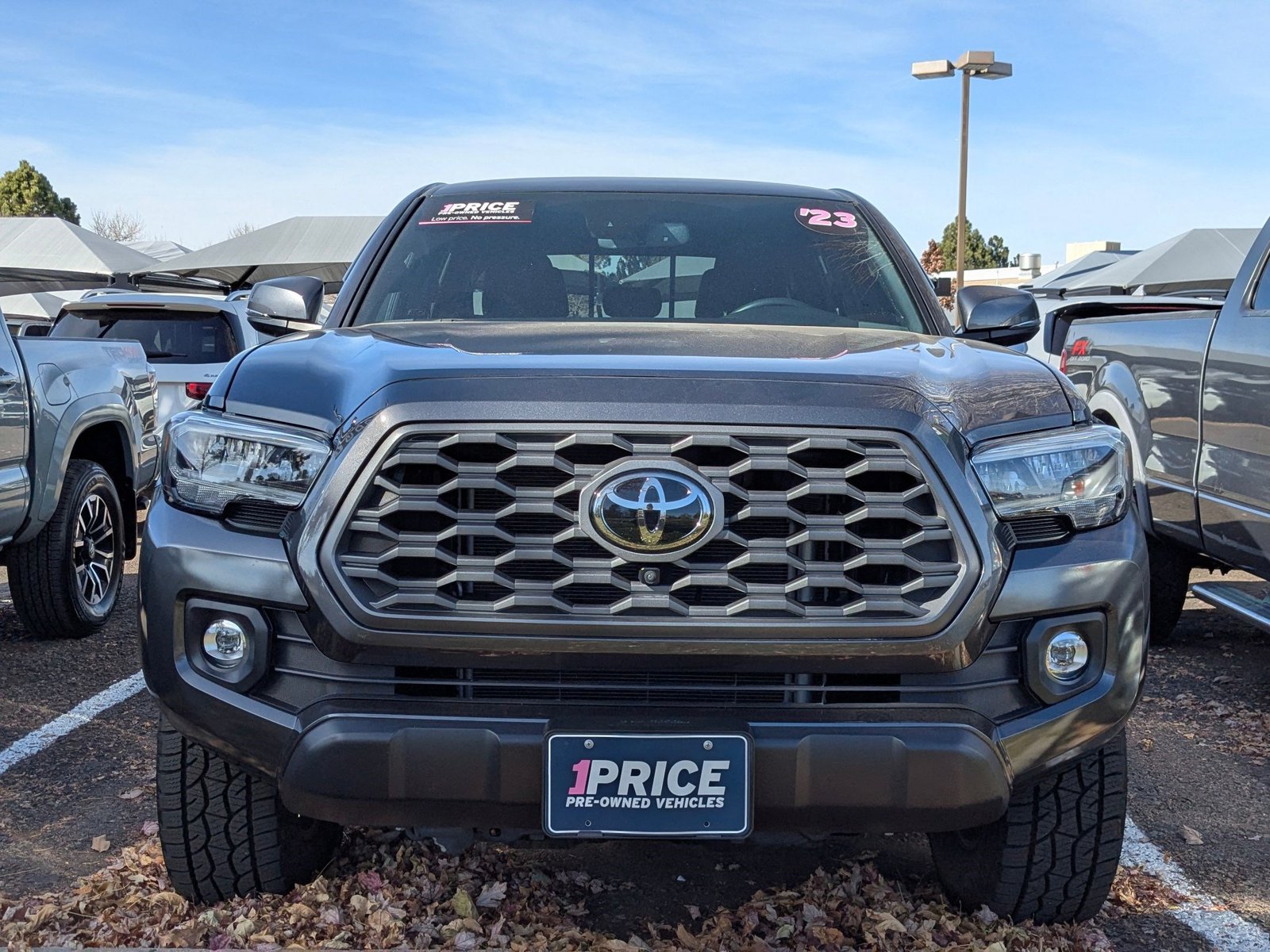 2023 Toyota Tacoma TRD photo 2