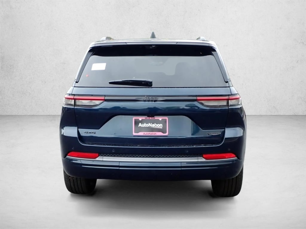 New 2027 Jeep Grand Cherokee 2 Row Summit SUV