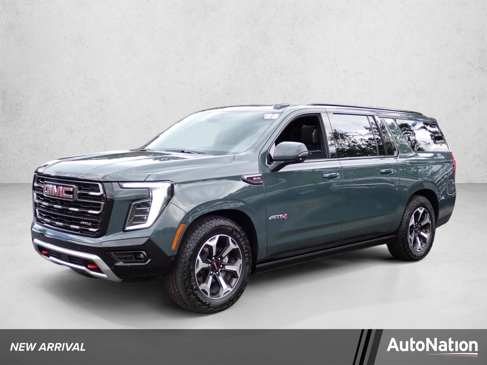 2025 GMC Yukon 4WD AT4 Ultimate AWD's photo