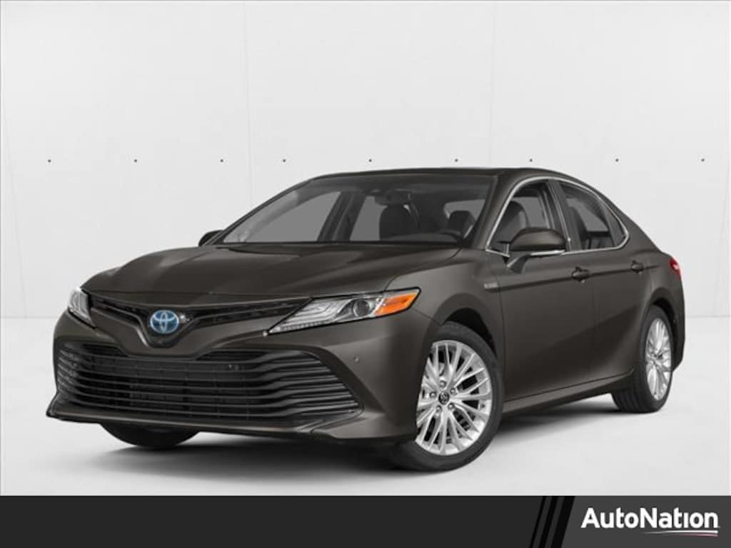 Used 2020 Toyota Camry Hybrid SE 4dr Car
