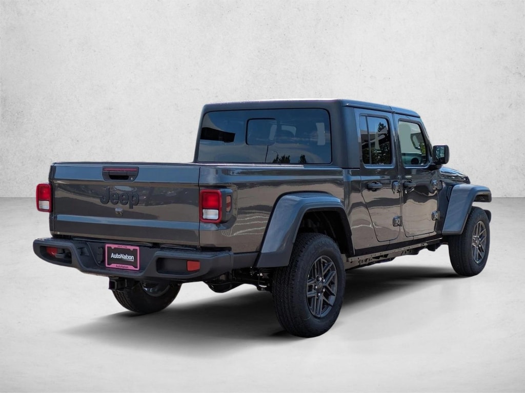 New 2025 Jeep Gladiator Sport S Truck Crew Cab