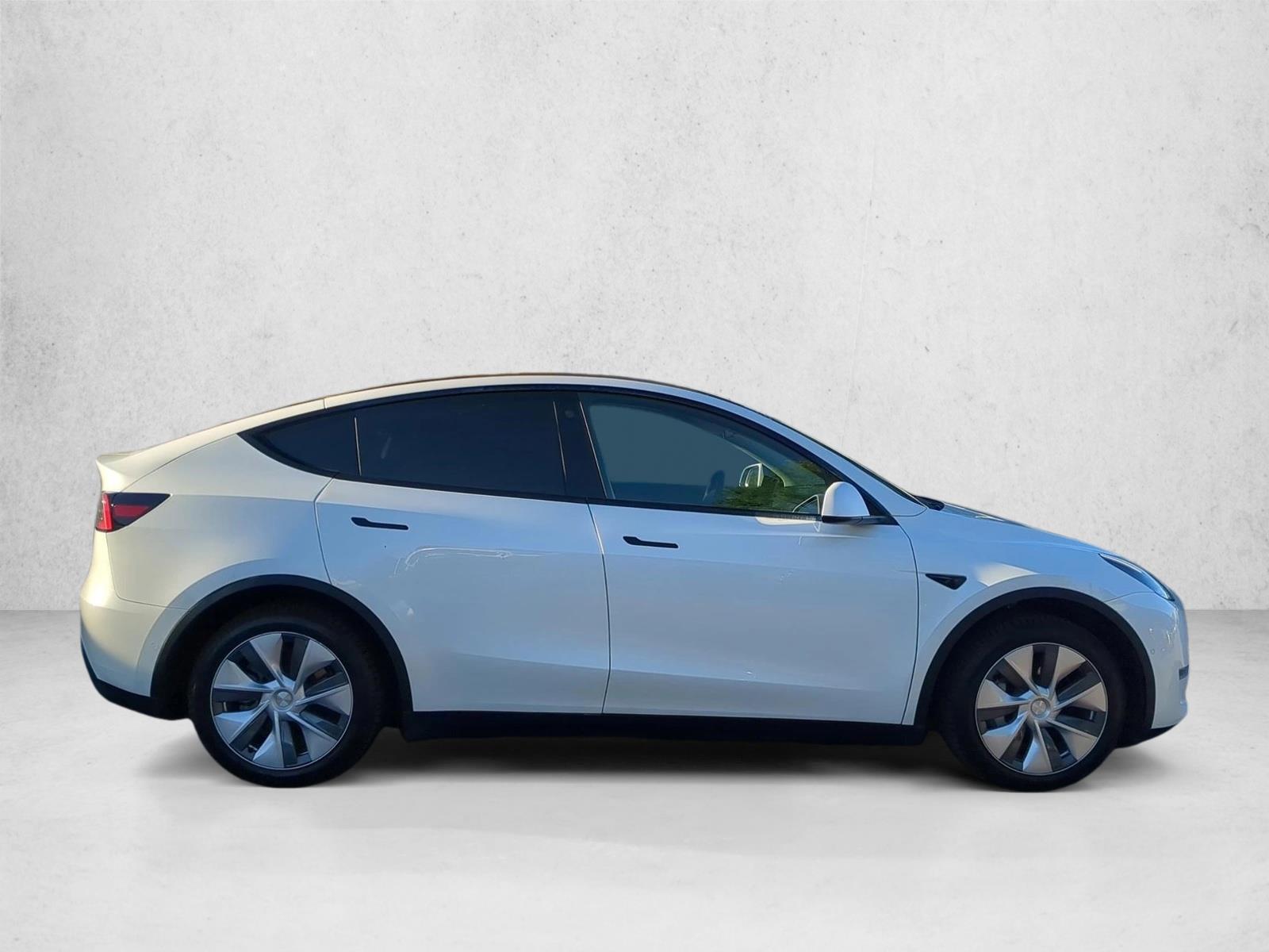 2021 Tesla Model Y Long Range photo 4