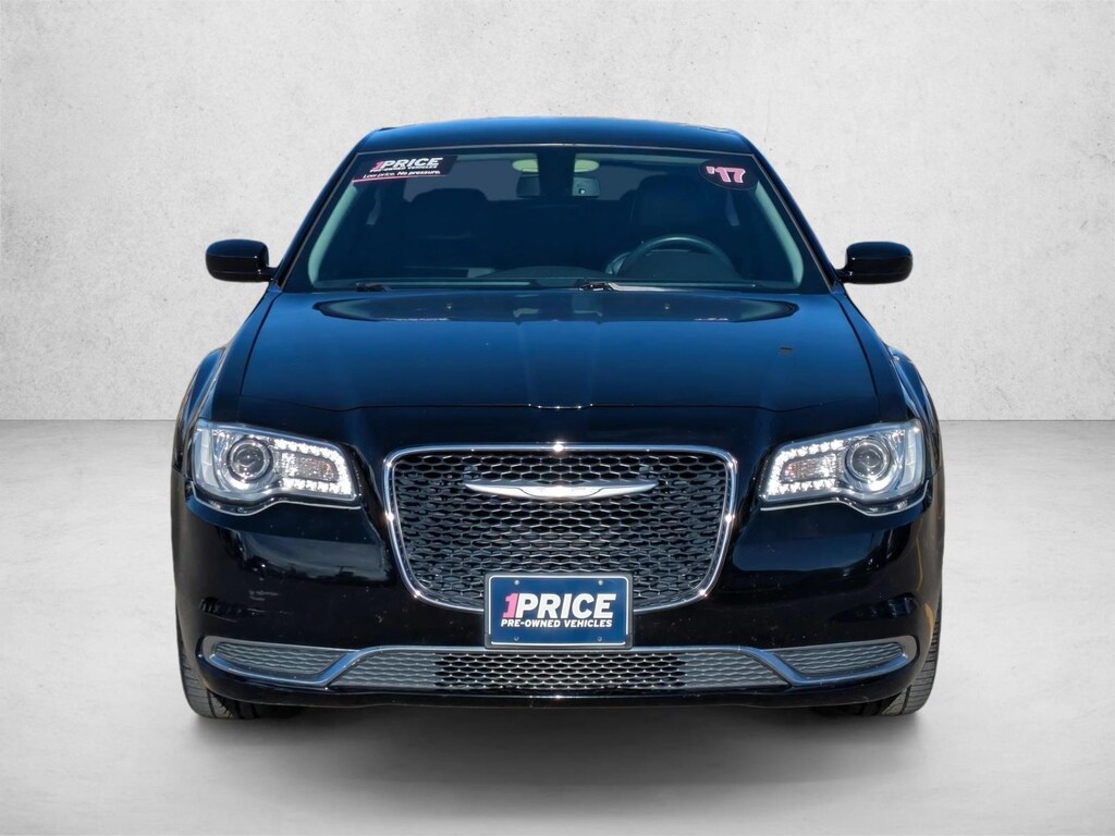 Used 2017 Chrysler 300 Limited 4dr Car