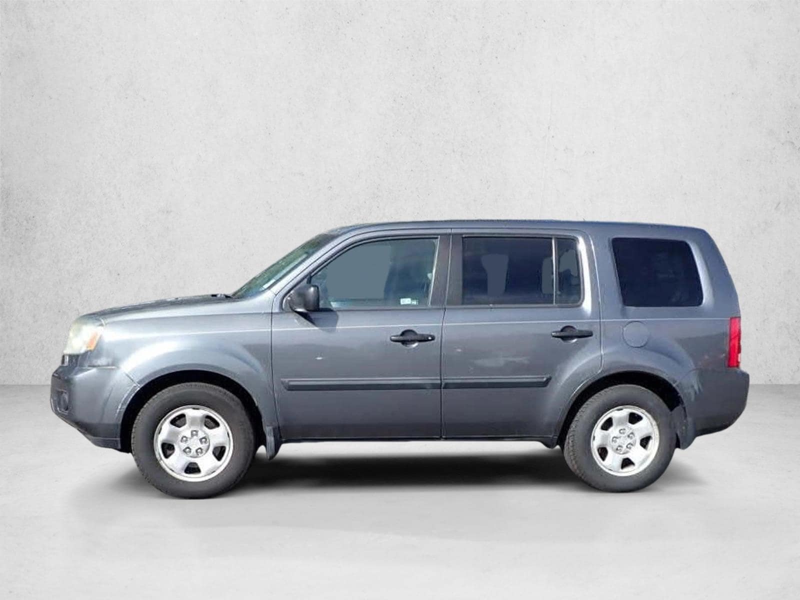 Used 2011 Honda Pilot LX with VIN 5FNYF4H21BB003315 for sale in Littleton, CO